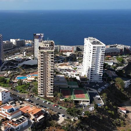 Modern 2-Bedroom Apartment With Stunning View Costa Adeje Dış mekan fotoğraf