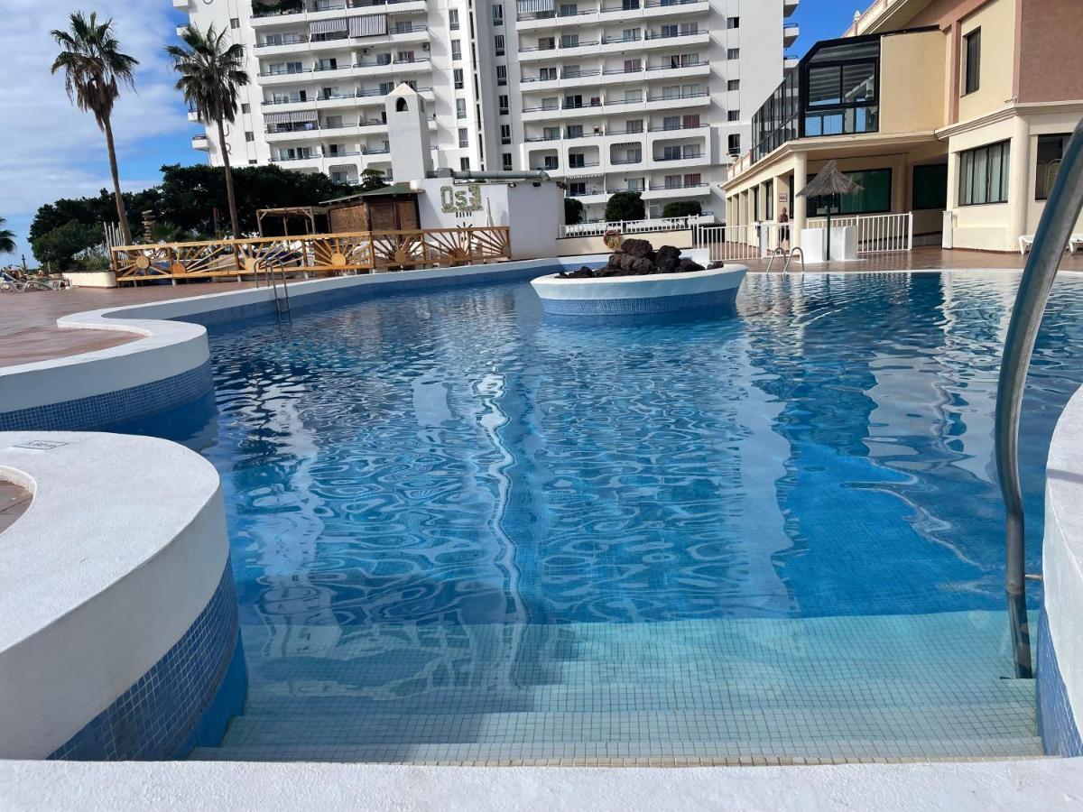 Modern 2-Bedroom Apartment With Stunning View Costa Adeje Dış mekan fotoğraf