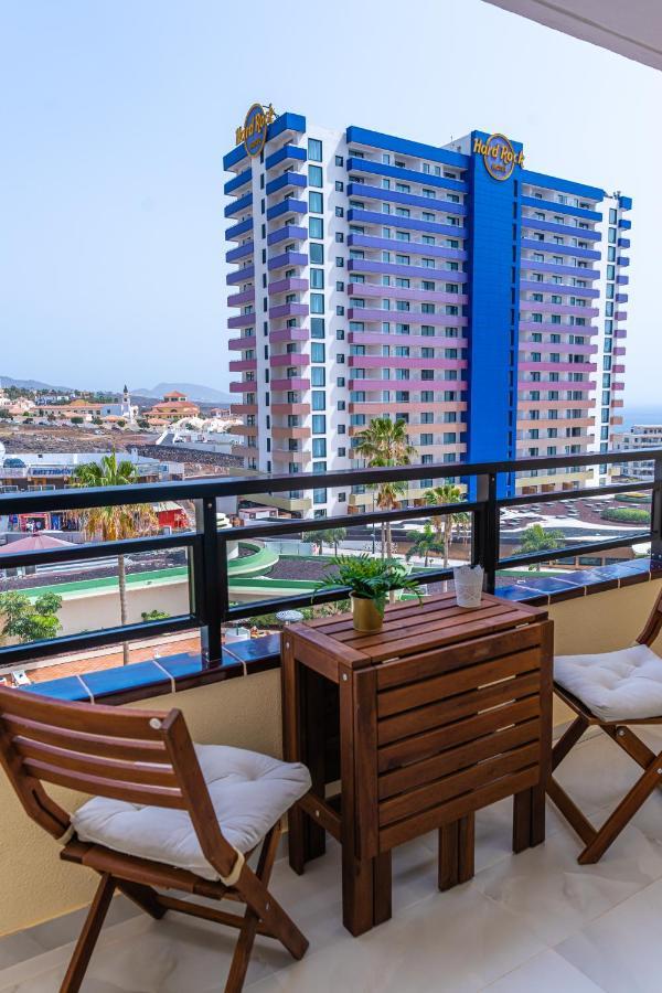 Modern 2-Bedroom Apartment With Stunning View Costa Adeje Dış mekan fotoğraf